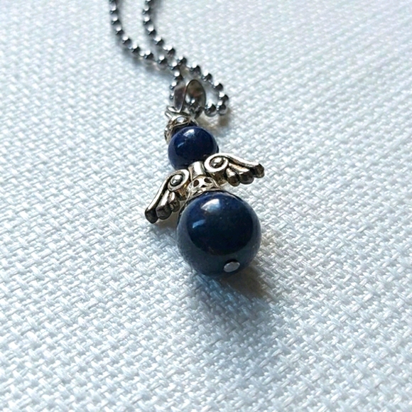 Gardian Angel necklace - Picture 4 of 7